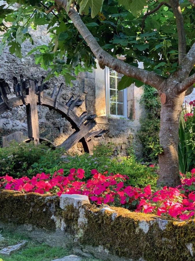 Le Moulin Du Roc Hotel Brantome Exterior photo